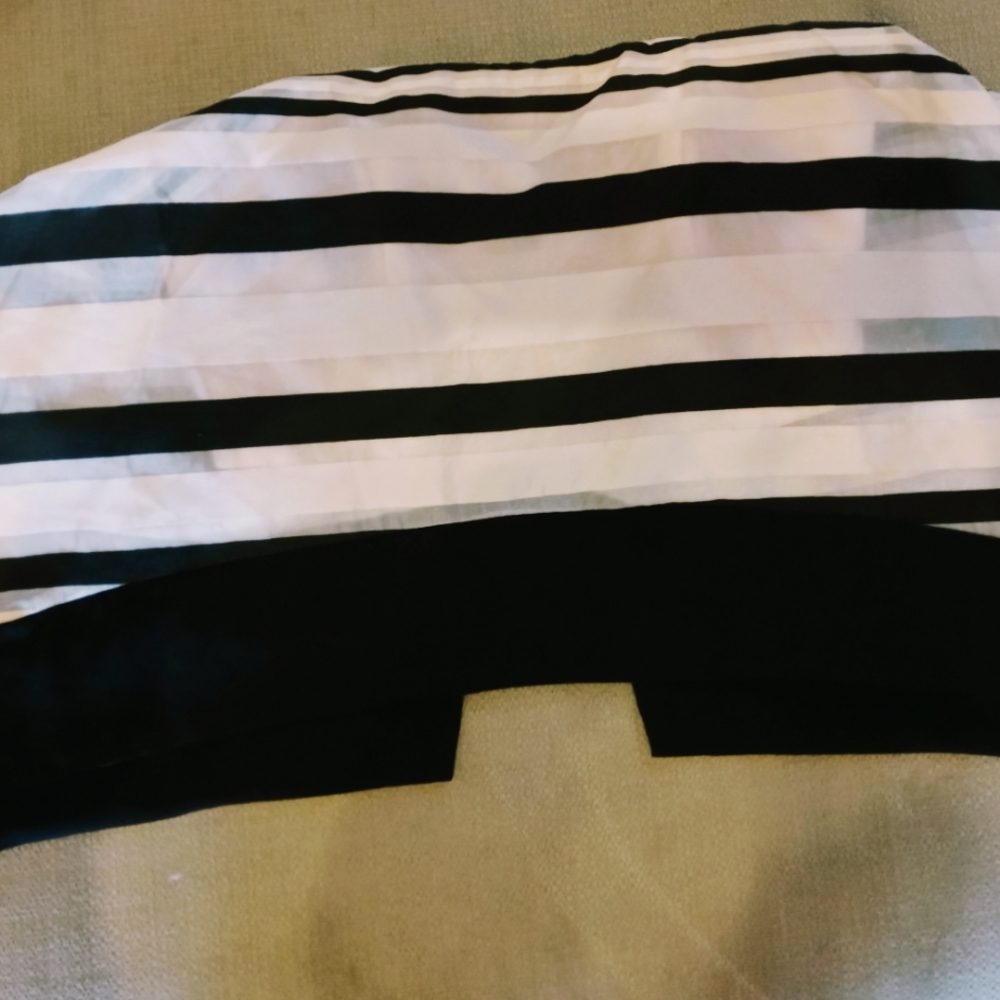 LATISTE designer no shoulder top in black, tan, and white. M.